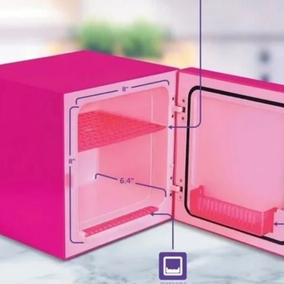 Barbie 6.7L Mini Fridge- Pink/Gold - Picture 3 of 9